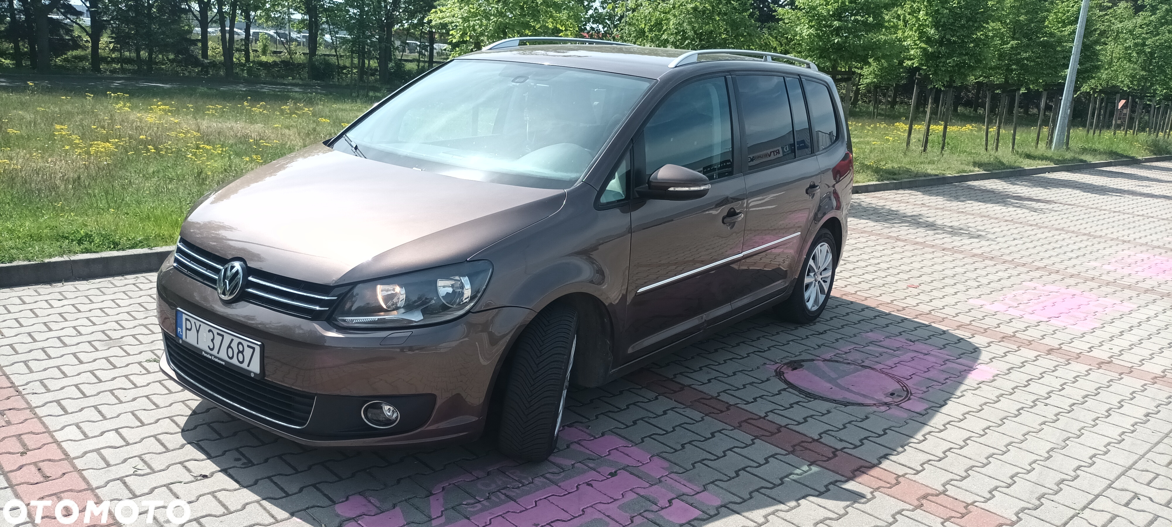 Volkswagen Touran 1.4 TSI Highline - 2