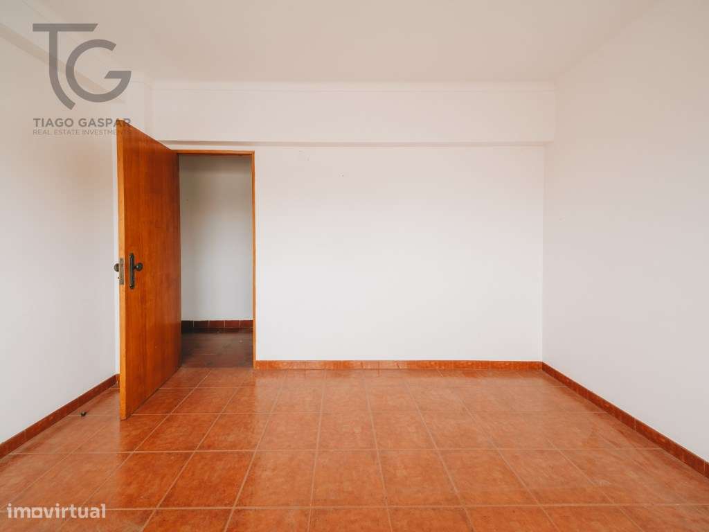 Apartamento T3 com 2 WC nas Caldas da Rainha-13