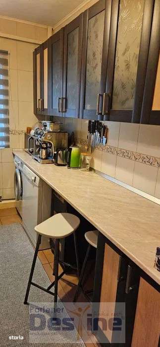 Apartament 3 camere-Semidecomandat-fara risc-Podu Ros - Imagine principală: 5/8