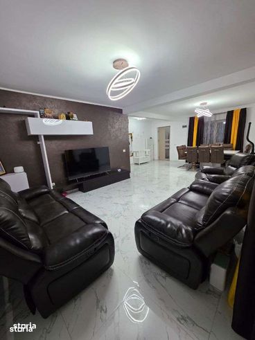 Vilă Duplex Mioveni-0