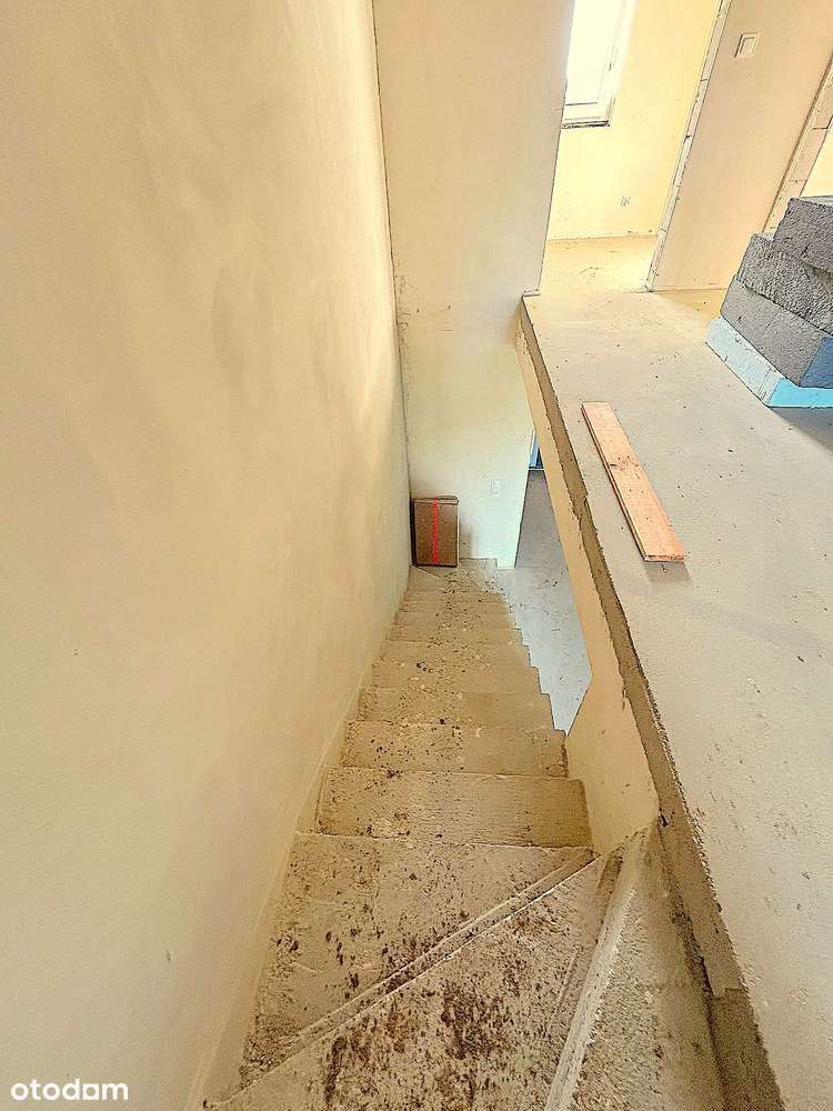 Nowoczesny bliźniak z ogrodem w Pucicach – idealny dla rodziny-5