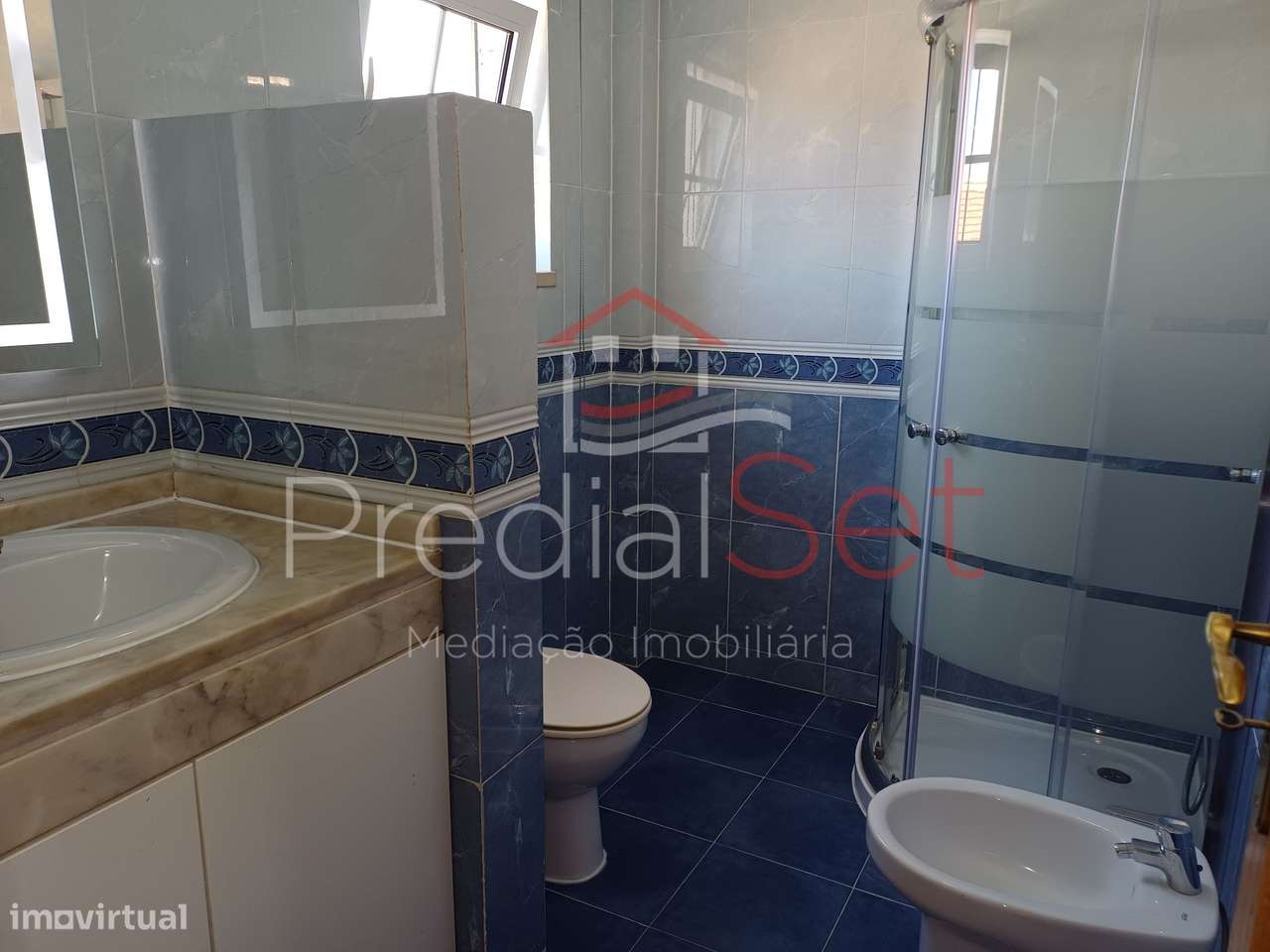 Moradia T4 Piscina-Setúbal-12