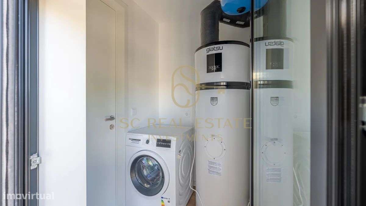 T2 Novo a estrear, 2 Suites, Varanda a Poente em São Mamede Infesta-30