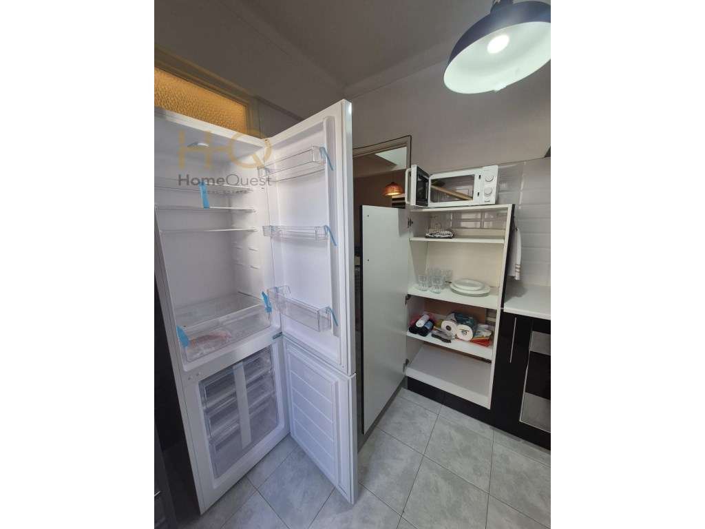 Apartamento T2 para Arrendar em Alges Mobiliado - Grande imagem: 4/6