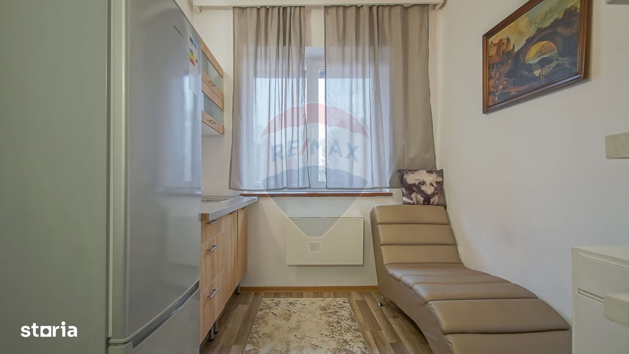 Cameră de închiriat, zona Piața Astra – liniște și confort - Imagine principală: 1/15