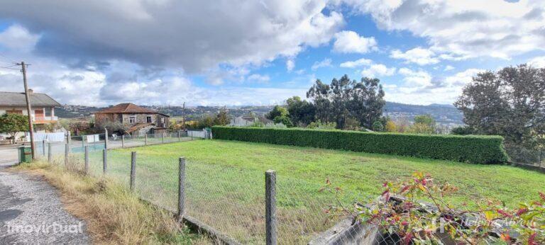 Lote de terreno Figueiró Amarante