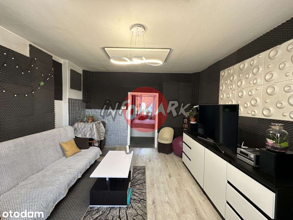 Sprzedamy w Rybniku Dom Z Dużą Działką-13