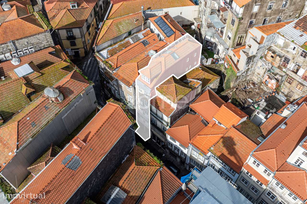 Prédio renovado em alojamento local, na Rua de Belomonte - Porto - Grande imagem: 3/50