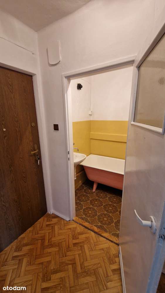 Kawalerka idealna pod inwestycję - blisko jezioro las . - Pełny obrazek: 5/7