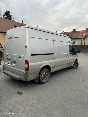 Ford Transit - 4