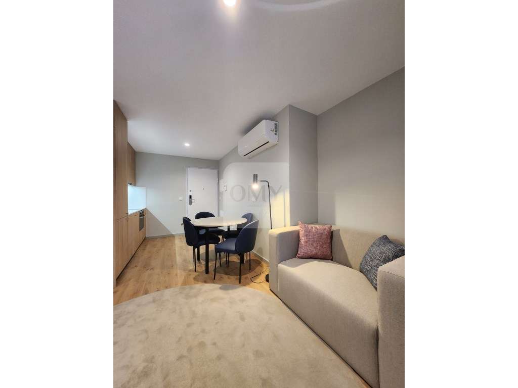 Estúdio Pronto a Habitar no Centro Histórico de Vila Real - Grande imagem: 4/6