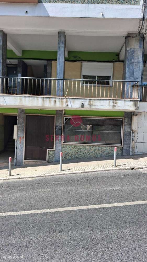 Apartamento T1+1 de 46 m² com logradouro de 20 m² em Sacavém-21