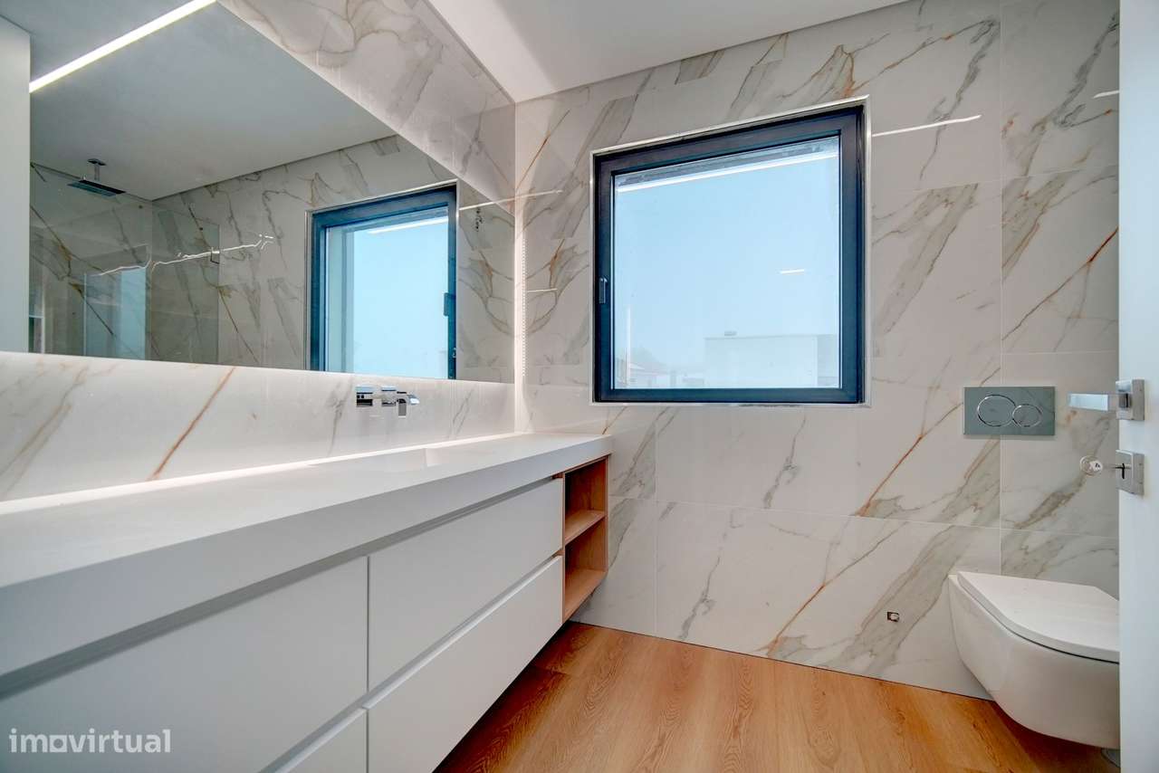 Moradia V4 Nova em Murches-23