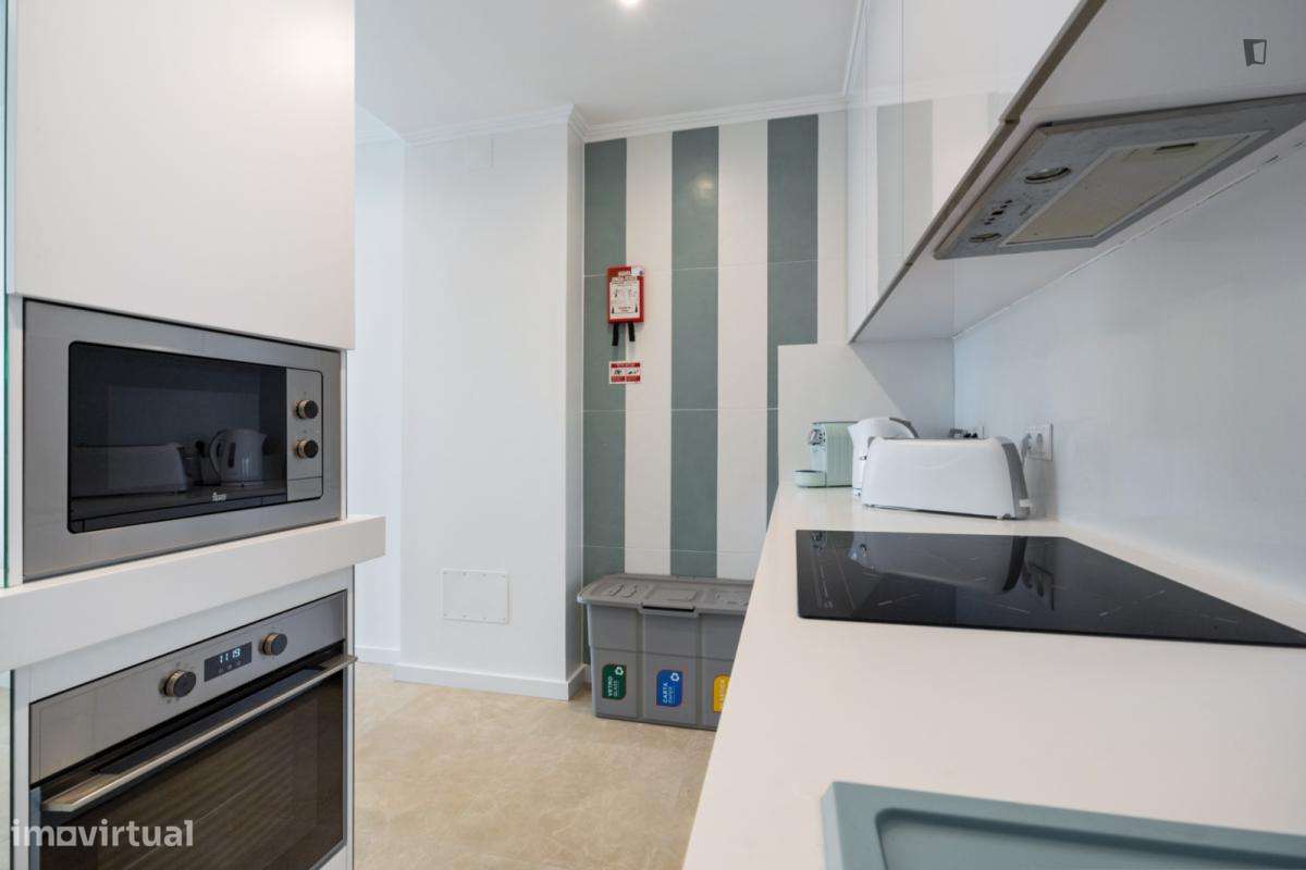 Quarto - localizado em Carcavelos Lisbon - Grande imagem: 5/27