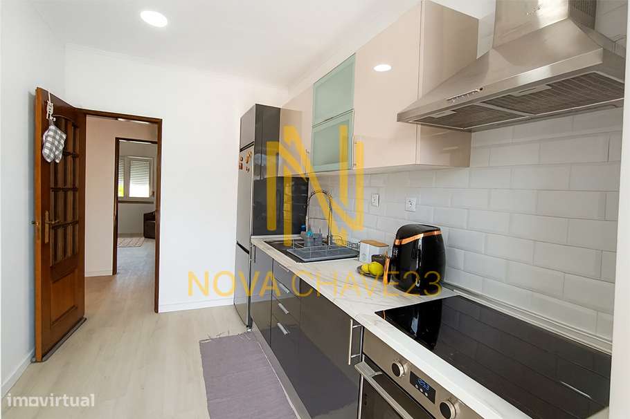 Apartamento T2 em Sesimbra – Conforto e Espaço Exterior - Grande imagem: 4/10