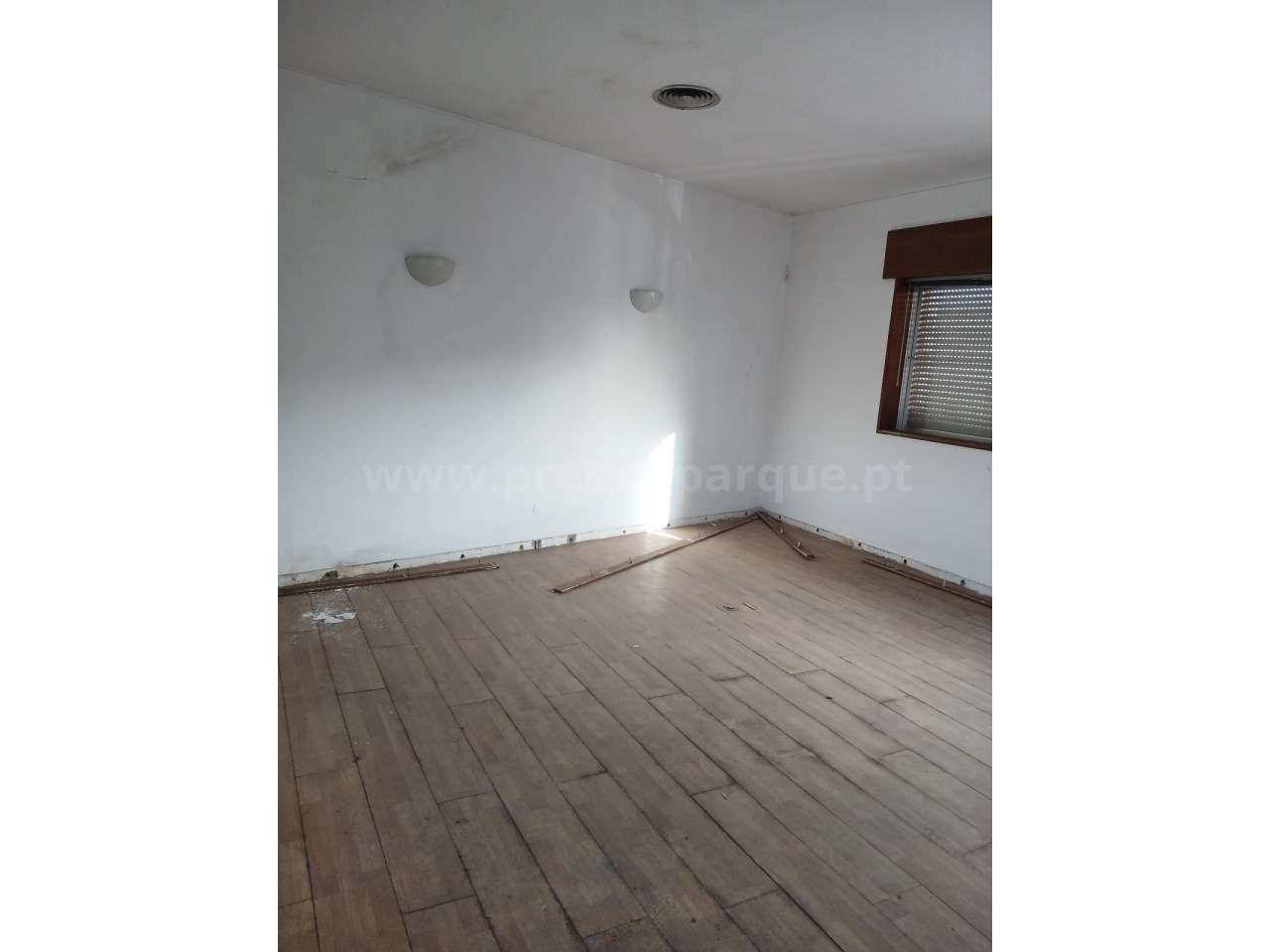 Armazém para arrendar na Zona Industrial - Grande imagem: 3/10