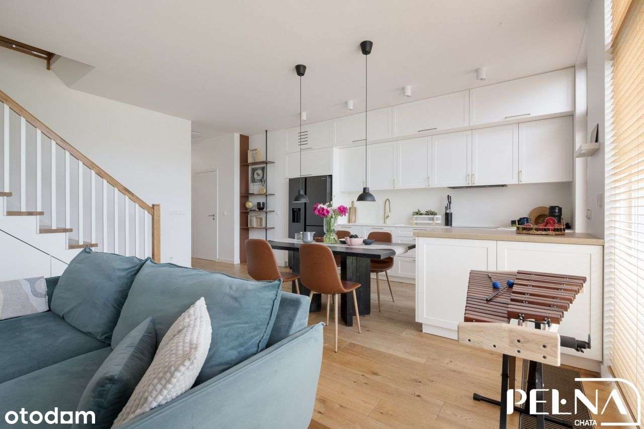 Dom w zabudowie szeregowej wraz z ogrodem i garaże-6