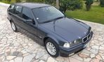 BMW 316 i Touring - 12