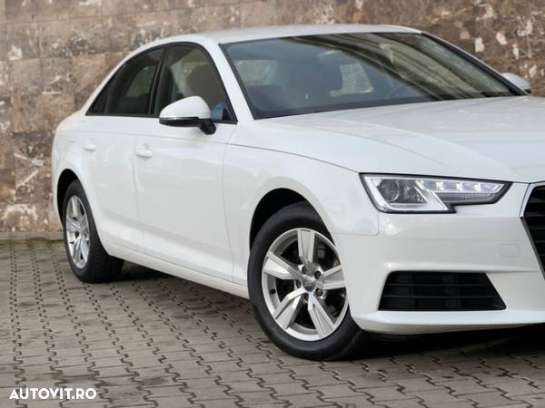 Audi A4 2.0 TDI S tronic - 17