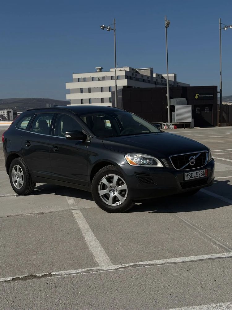 Volvo XC60 I [2008 - 2017] D4 Summum 2013