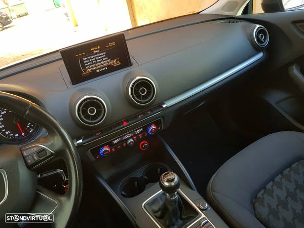 Audi A3 Sportback 1.6 TDI Attraction Ultra - 41