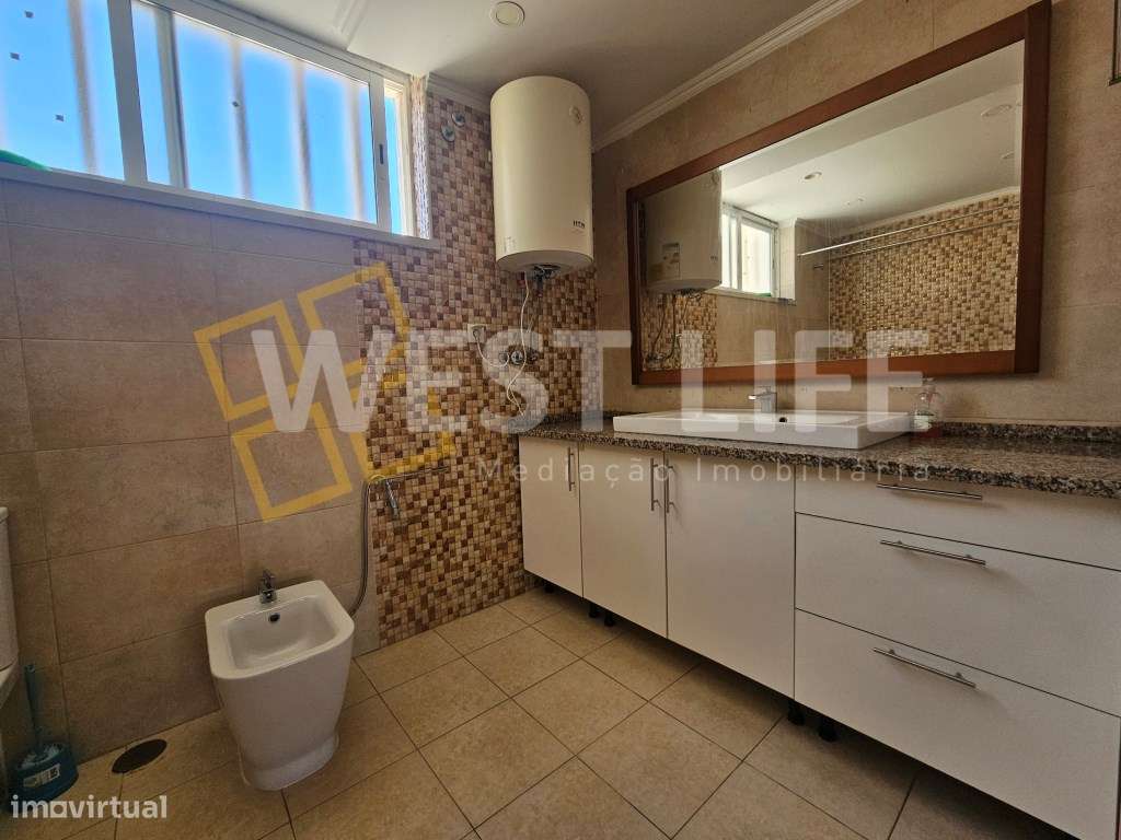 Apartamento T2 com Sala Open Space no Gradil | Mafra-8