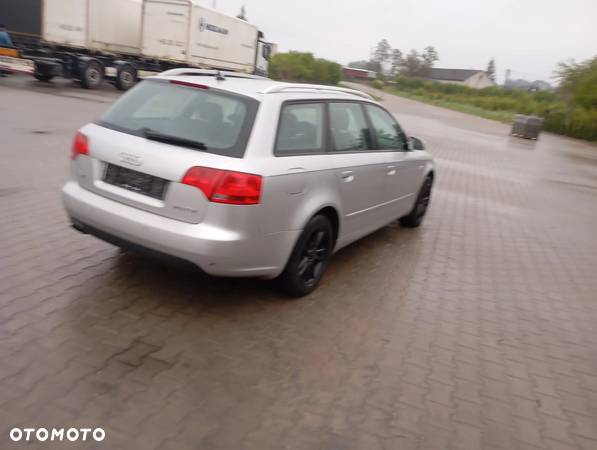 Audi A4 Avant 2.0 TDI Multitronic - 4