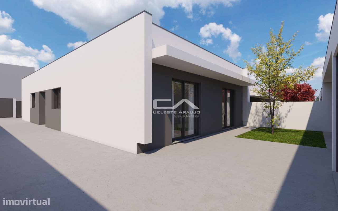 Moradia, 100 m², Santa Maria da Feira, Travanca, Sanfins e Espargo-11