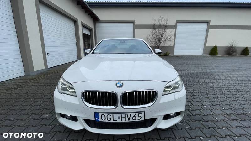 BMW Seria 5 520d xDrive - 2