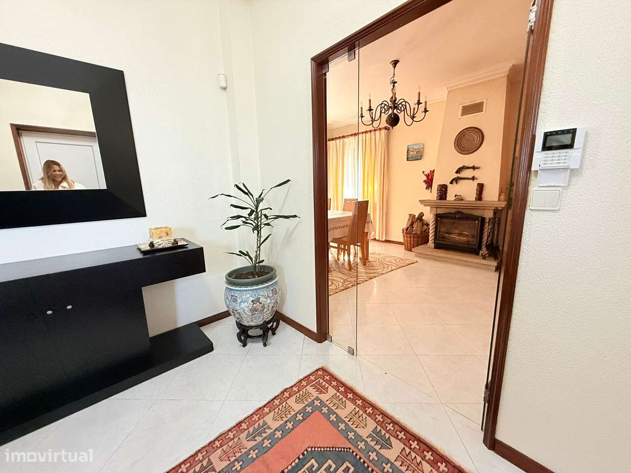 Moradia T3 | Terraço | Box 4 Carros | Varanda | Jovim | Exclusivo-14