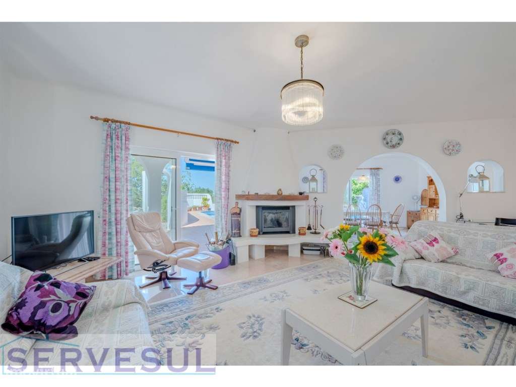 Moradia Deslumbrante de 2 andares com 274 m², composta por 4 quarto...-7