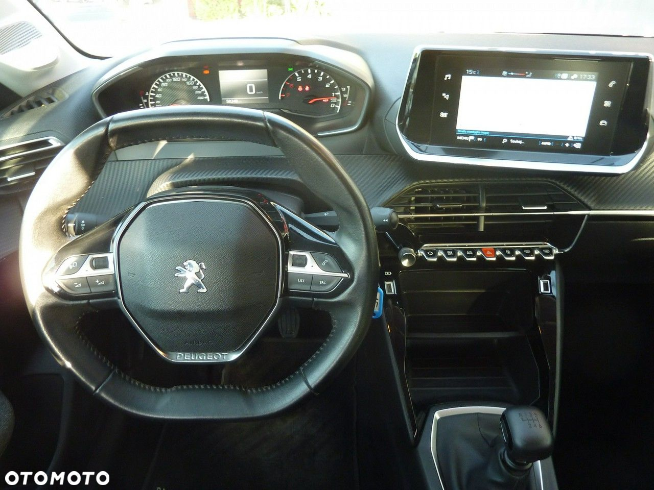 Peugeot 208 - 19