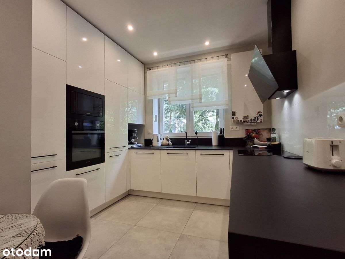 z tarasem garaż i wiata na 5 samochodów - Pełny obrazek: 5/20