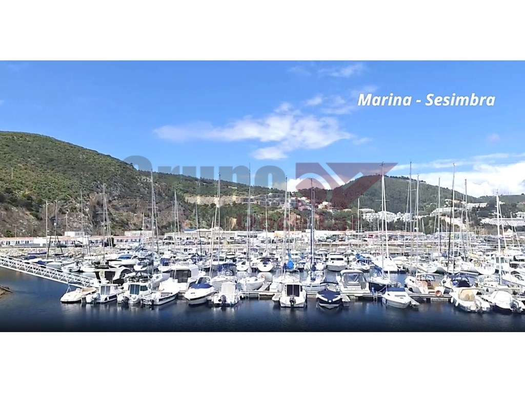 SESIMBRA - Apartamento T2 TOTALMENTE REMODELADO-22