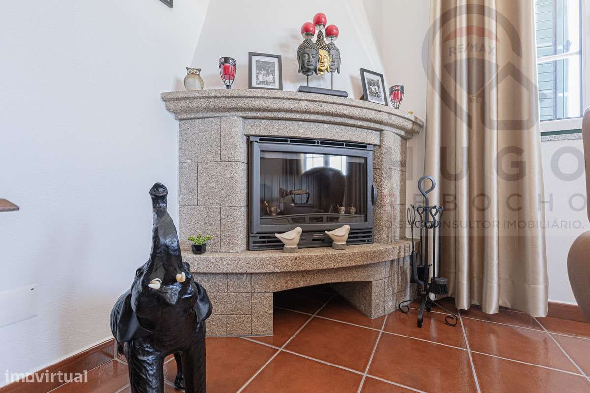 Quinta com 1,425 ha em Redondo-34