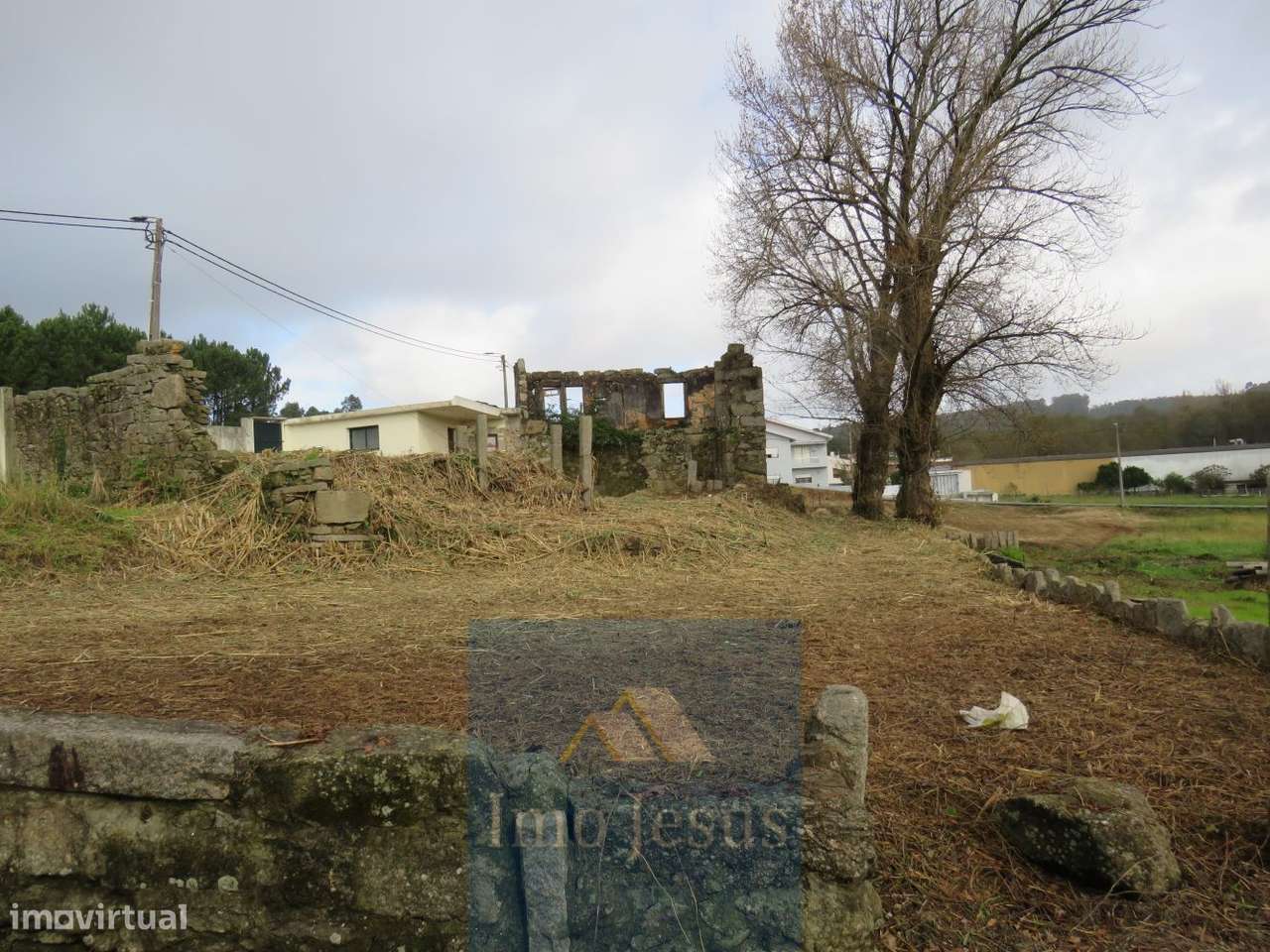Terreno para construção com 2800 metros em Perosinho-14