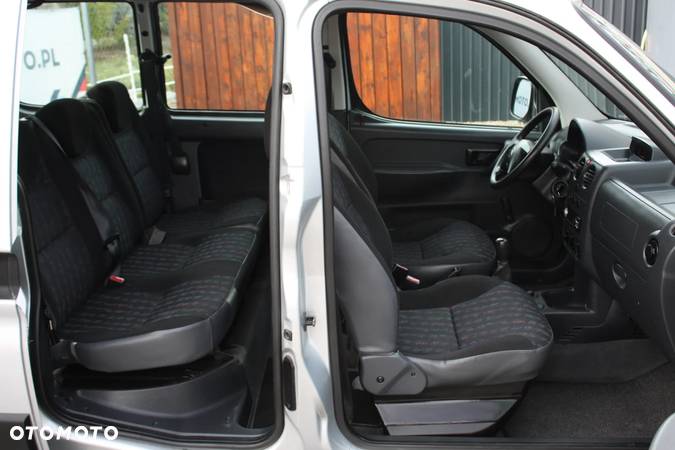 Citroën Berlingo II 1.4i Magic - 6