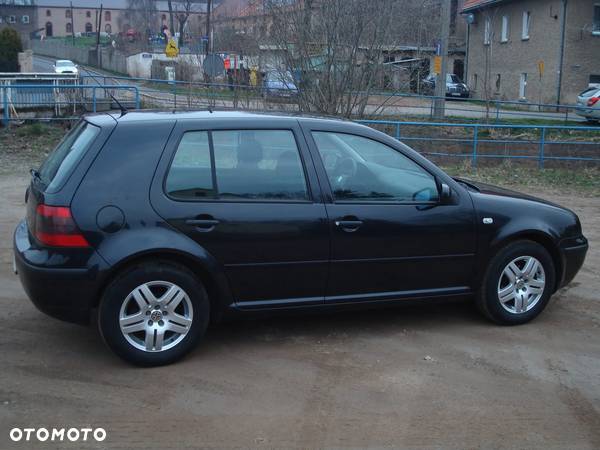 Volkswagen Golf IV 1.6 Trendline - 17