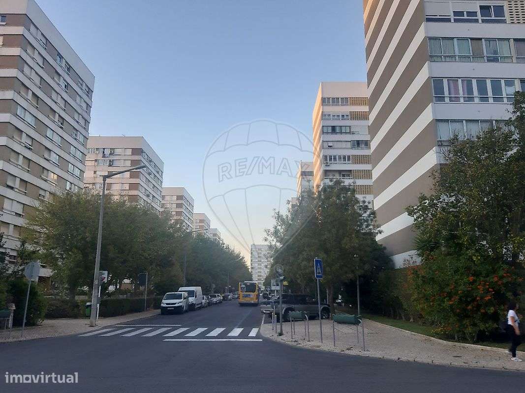 Apartamento T3 para arrendamento - Grande imagem: 2/18