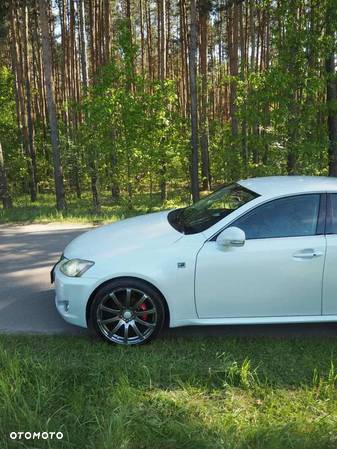 Lexus IS 220 D F Sport - 16