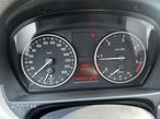 BMW Seria 3 318d DPF Touring - 15