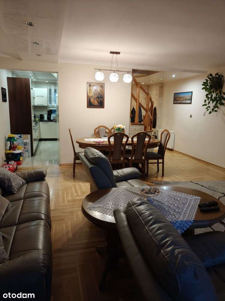 Dom w zabudowie szeregowej . - Pełny obrazek: 5/13