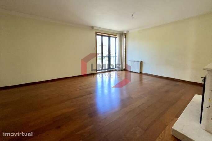 Fantástico apartamento T3 com 159 m² - Rua dos Miosótis - Paranhos-1
