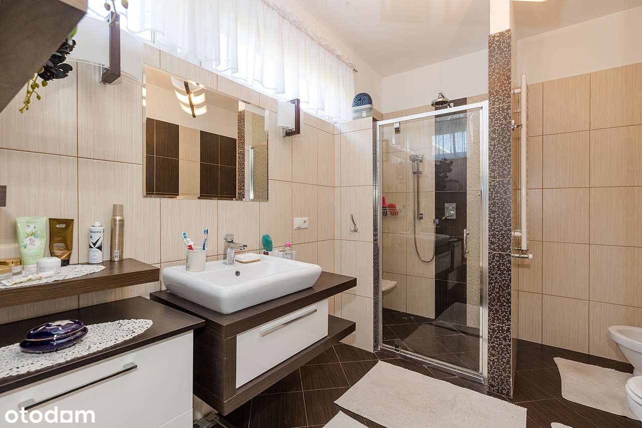 ! Elegancki segment w sercu ŁOMIANEK – 196 m² komfortu i spokoju !-16