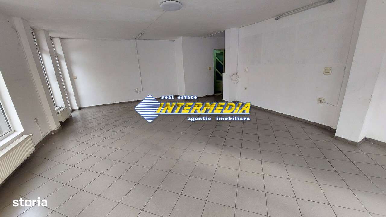De Inchiriat Spatiu comercial 62 mp. Zona Cetate - Imagine principală: 2/4