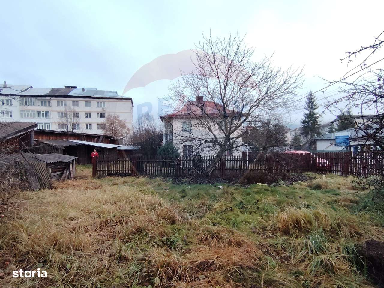 Casă / Vilă cu 6 camere de vânzare în zona Central - Imagine principală: 4/10