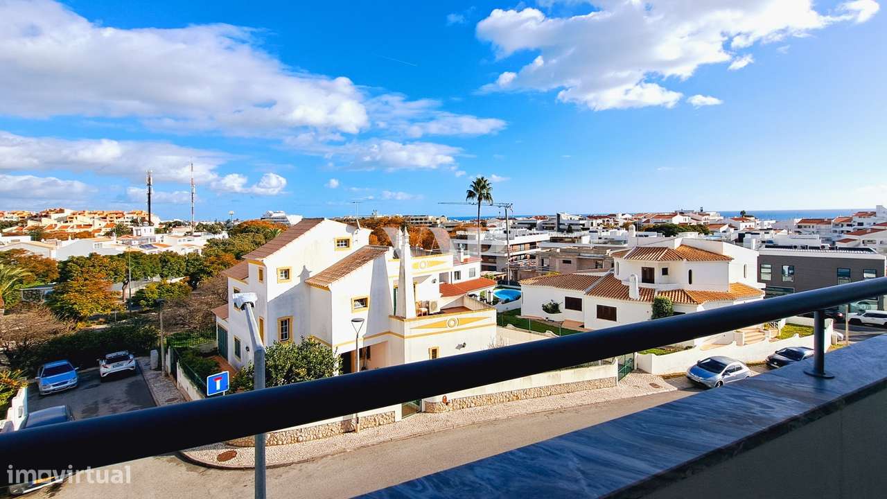Apartamento T2 para venda no centro de Albufeira com vista MAR - Grande imagem: 3/20