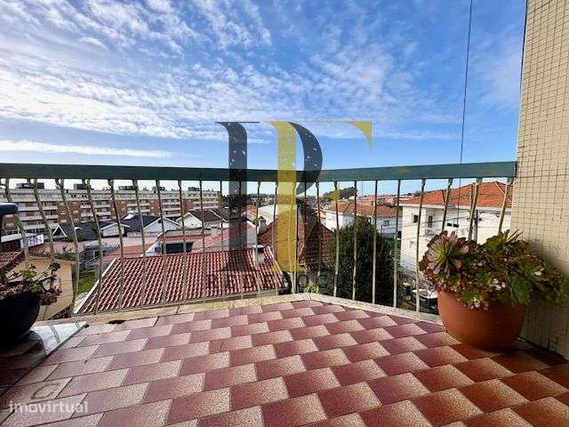 Apartamento T3 Renovado em Mozelos-20