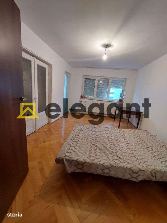 3 camere, decomandat, 65 mp, AC, Centrala, 1 Mai-Insula - Imagine principală: 3/10