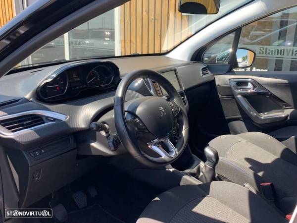 Peugeot 208 1.2 PureTech Allure - 20